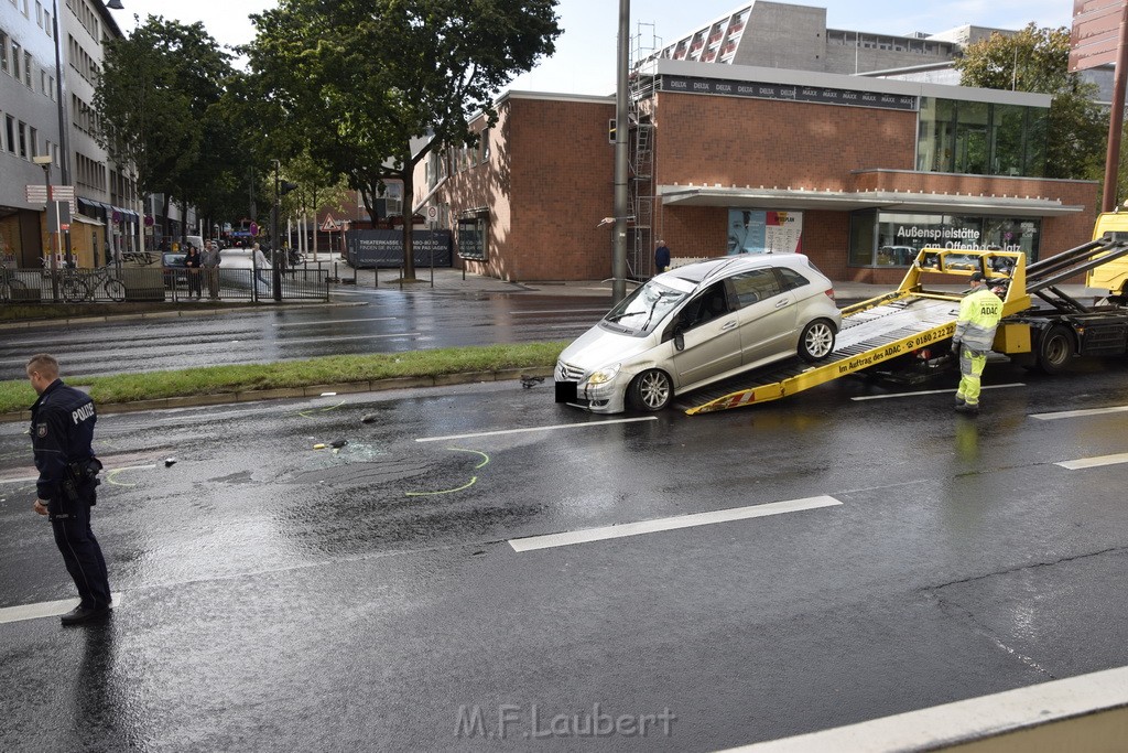 VU Koeln Nord Sued Fahrt Offenbachplatz P156.JPG - Miklos Laubert